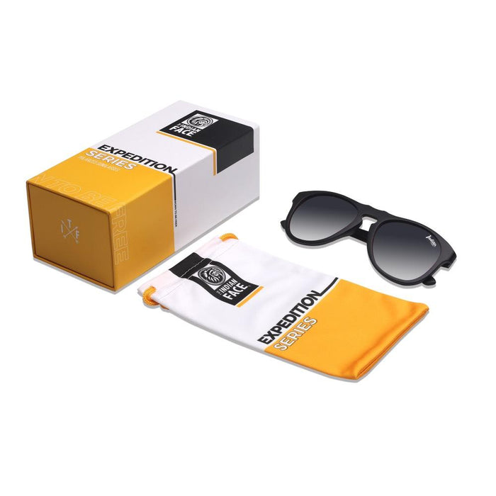 Expedition Black / Black