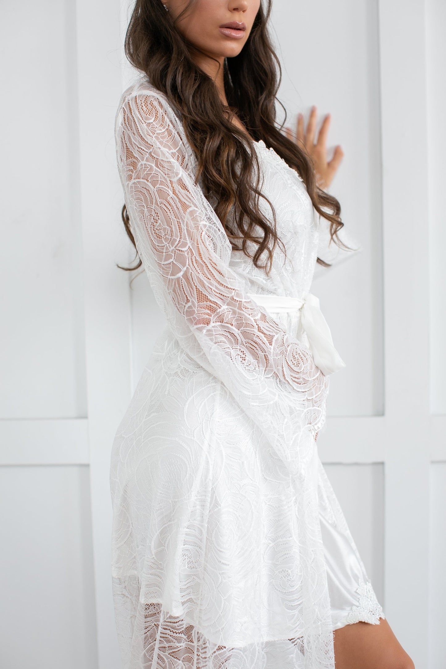 Ava  Robe