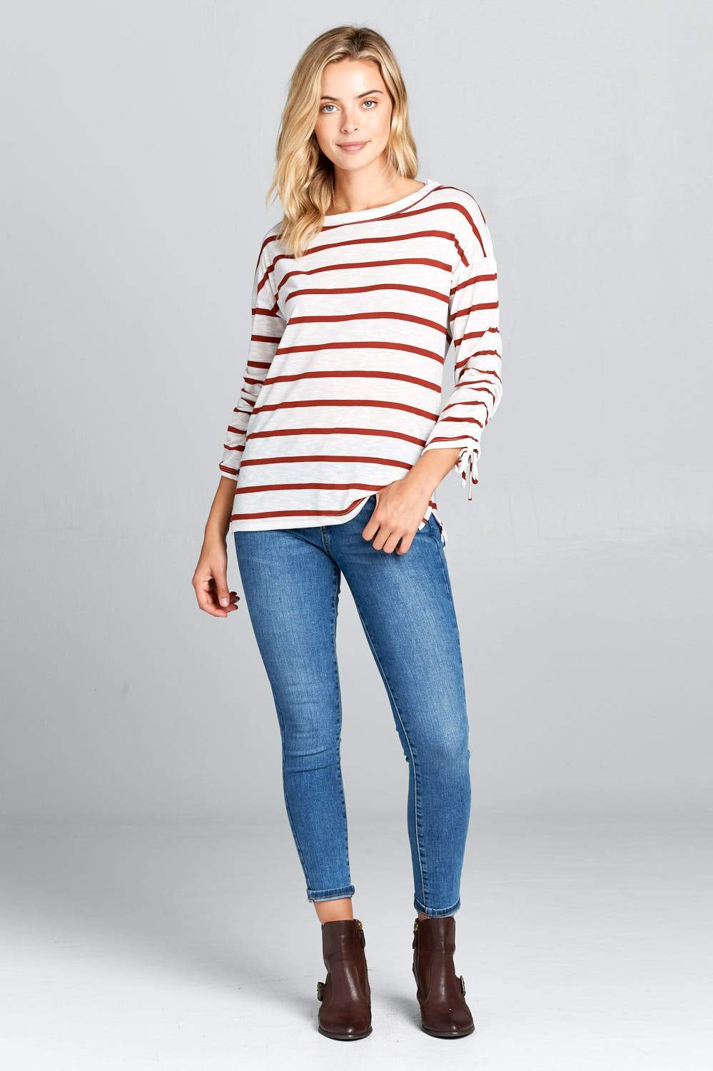 LONG SLEEVE STRIPED TOP WITH SCRUNCHED SLEEVES